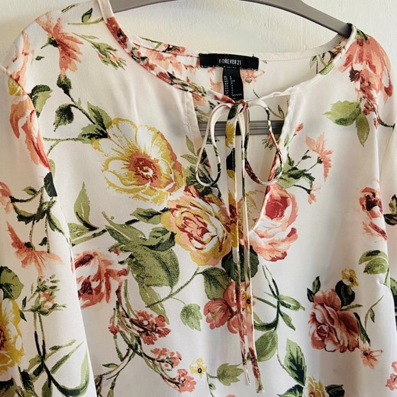 Forever 21 Pink Blush Roses Floral Blouse - Picture 2 of 3